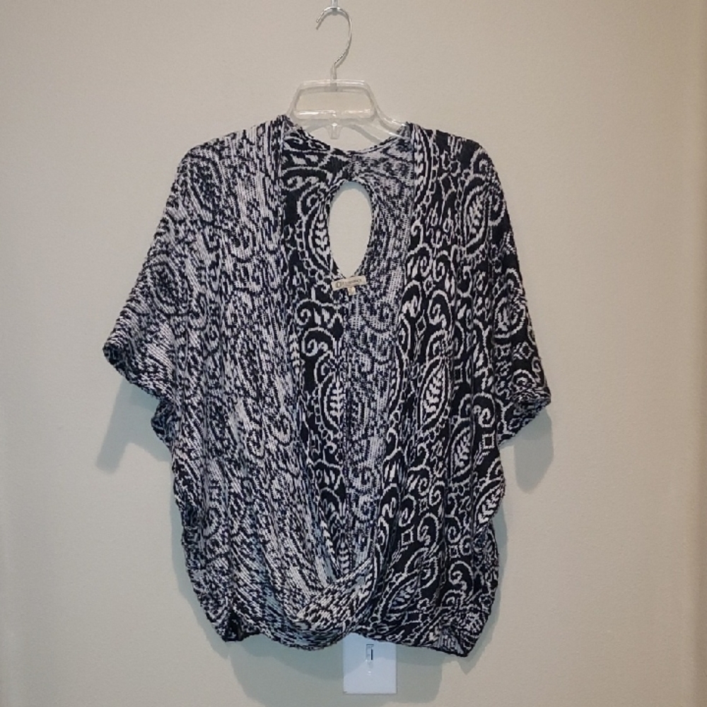 Democracy Shrugs Poncho Style Sweater - Picture 1 of 9